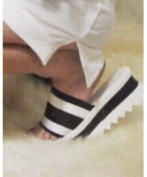 moda. | サンダル