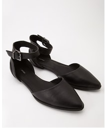 FOREVER 21 | ポインテッドアンクルストラップフラットシューズ(サンダル)