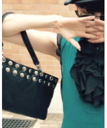 ADIEU | スタッズがポイントのハンドバッグ(ハンドバッグ)