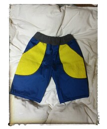 ﾊﾝﾄﾞﾒｲﾄﾞ短パン

地元のデザイナーさんのオリジナル。
かなり好みな配色＼(^o^)／(その他パンツ)