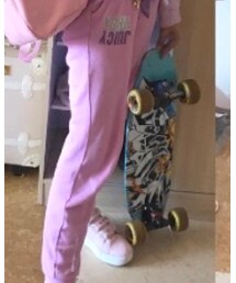 JUICY COUTURE | チノパンツ