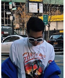 URBAN OUTFITTERS | サングラス