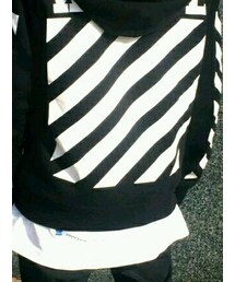 off white | パーカー