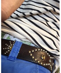 HTC | パンツチラ見えすみません😂😂 スタイリストになったときに自分へのご褒美に買ったベルトです。コツコツ貯金したのが懐かしい〜(ベルト)