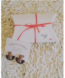 enveloppe | イヤリング