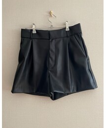 ZARA | プリーツ ショートパンツ(パンツ)