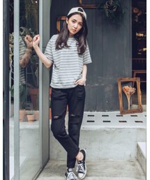 QUEEN SHOP | 黑白系抓破小直筒牛仔褲 兩色售 S/M/L(パンツ)