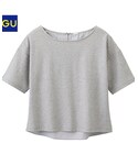 GU(ジーユー)の「トップス(Tシャツ/カットソー)」