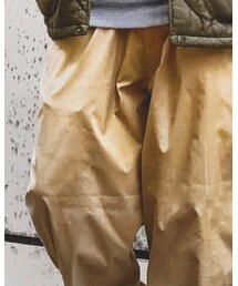 ah | チノパンツ