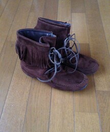 on the couch | ブーツ