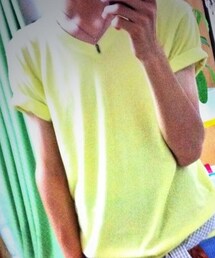 UNIQLO | 大好きな綺麗な黄色のVネックT(Tシャツ/カットソー)