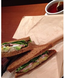 サンドウィッチ | 六本木ヒルズでカフェランチ✨(食器/キッチン)