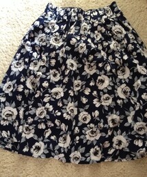 MAJESTIC LEGON | 花柄スカート(スカート)