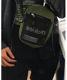 絆創膏入ってた | ショルダーバッグ