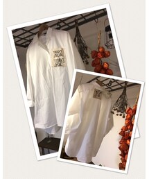 Handmade | UNIQLOのシャツにtoday is specialのラッピング用の生地を使用して、ポケットに♡ 後ろは、キリンの刺繍したものをパッチ風に♡(シャツ/ブラウス)