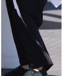 WILLY CHAVARRIA | スラックス