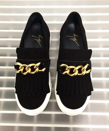 GIUSEPPE ZANOTTI DESIGN | ゴールドチェーン付スエードスリッポン(ドレスシューズ)