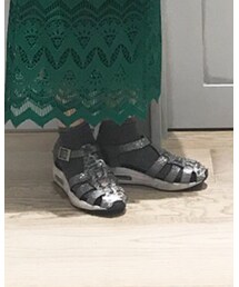 スザナトラガ | サンダル