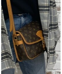 LOUIS VUITTON | ショルダーバッグ