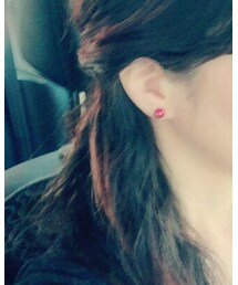 赤いピアス | ピアス（両耳用）