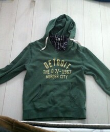 Right-onパーカー(マウンテンパーカー)