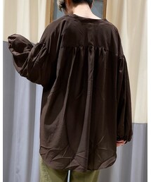 ehka sopo | 後ろが長めなのでゆるっとシルエットになります！(トップス)