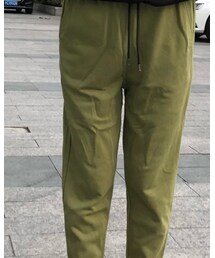 g | チノパンツ