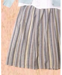 B.L.U.E | スカート