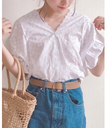 Isn't she? | シャツ/ブラウス