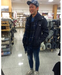 無印での一幕😅 | 無印でマフラーを勝手に拝借して撮る。店員さんすいません🙇(その他)