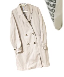 on the couch | トレンチコート