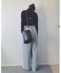 娘っちの。 | 黒(ちょっとラメ入り)だし、共有できる😙なぜかガックリポーズ(笑)(サスペンダー)