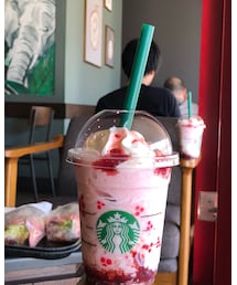 クリスマス ストロベリー ケーキ フラペチーノ❤️ | その他