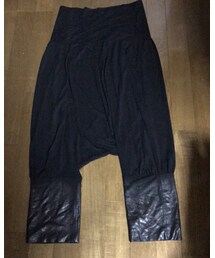 ISAMU KATAYAMA BACKLASH | レザー切替サルエルパンツ(その他パンツ)