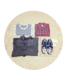 シャツ と スニーカー(スニーカー)