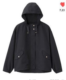 GU | マウンテンパーカー