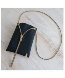 PERSO | ZIP NECK BAG COR (ブラック × ゴールド)(ポーチ)