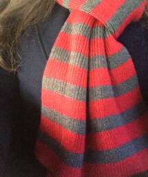 OLD NAVY | ｇｒａｙ × ｒｅｄマフラー(マフラー)