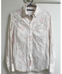 HAAS | 日本の高級ブランド HAASのウエスタンシャツ。ホワイトリネンのウエスタンシャツにバタフライの柄。かなりお高いブランドですが、知名度がない。(シャツ/ブラウス)