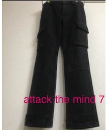 attack the mind 7 | アタックザマインド7のカーゴパンツ 裾にボタンが付いてて、ジョガーパンツみたいな着こなしが可能です。(カーゴパンツ)