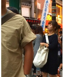 pushBUTTON | トップス