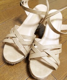 クロスサンダル
(サンダル)