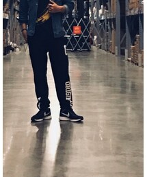 adidas | チノパンツ