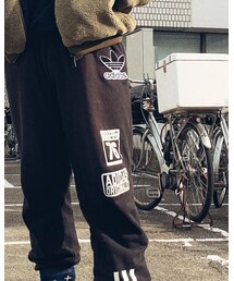 adidas | チノパンツ