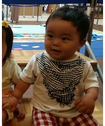 女の子のスカート気になってめくっちゃいます😨 | その他