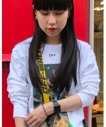 off white | トップス