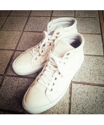 ハイカットスニーカー
(スニーカー)
