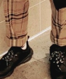 瞬足 | スニーカー