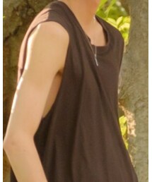 - | タンクトップ