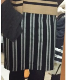 B7 | スカート